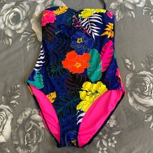 💞one piece bathing suit szM💞